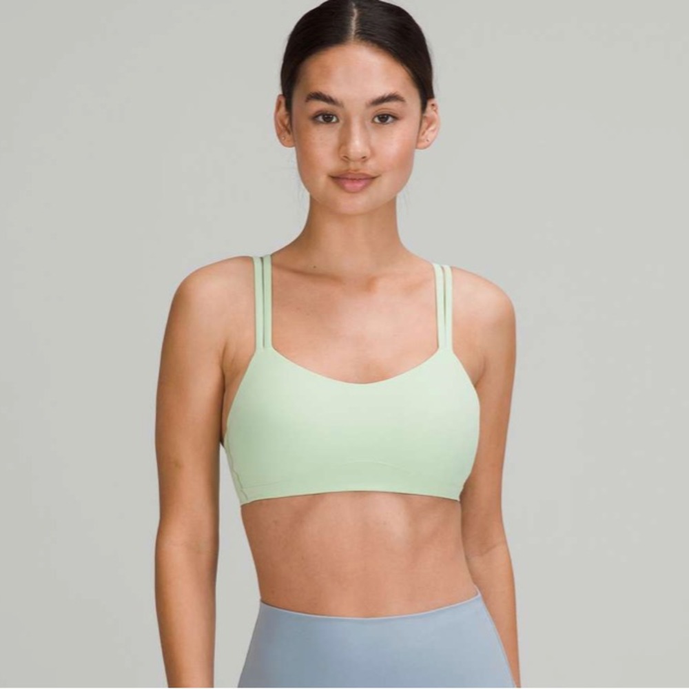 Lululemon like a cloud Bra